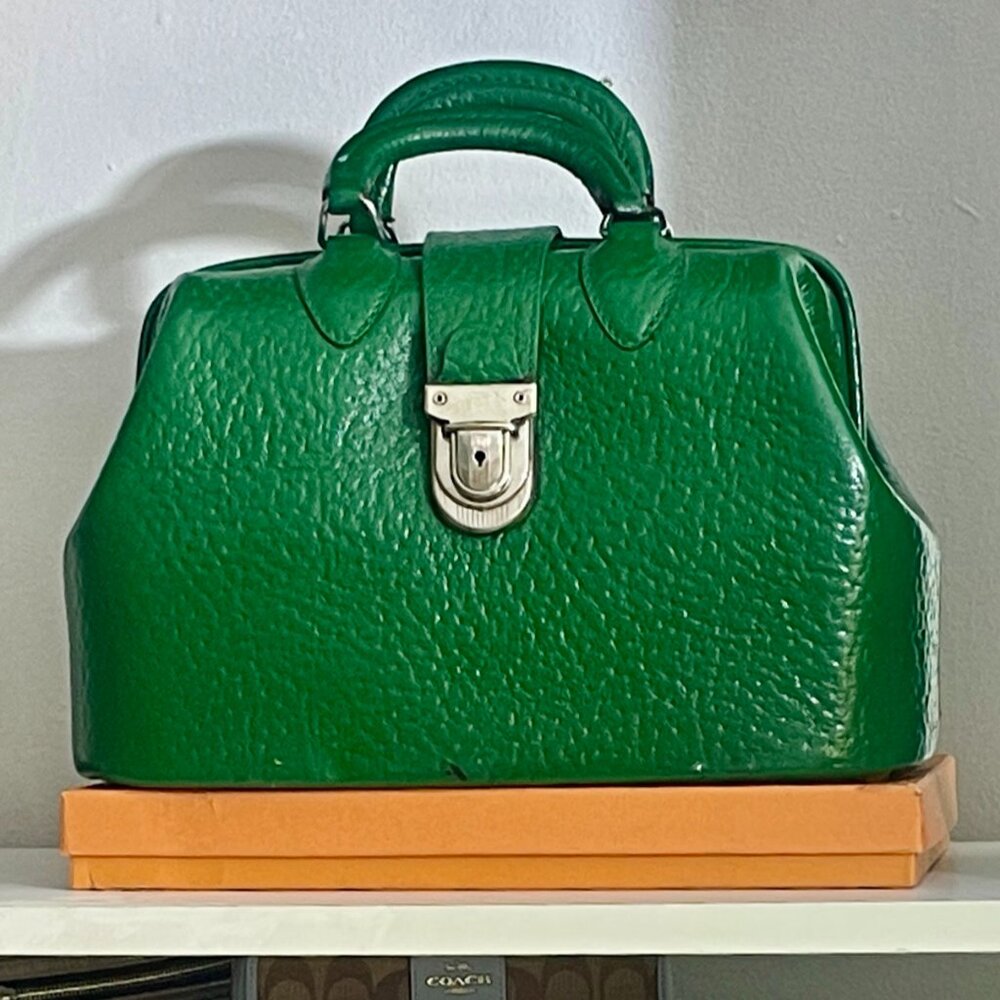 NWOT Vintage Genuine Ostrich Leather Doctor Bag – Emerald Green